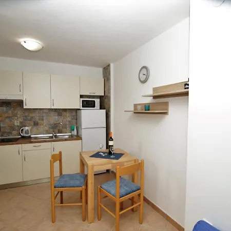 Apartment Ljubica *
